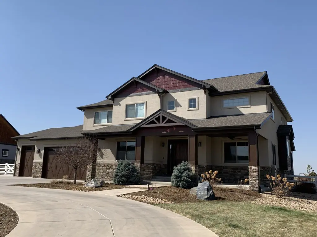Exterior House Painting in Broomfield, CO- best time to paint outside 