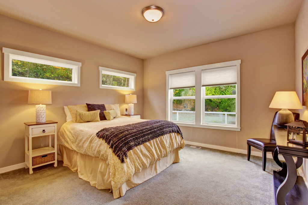 painting ceilings without streaks in the bedroom